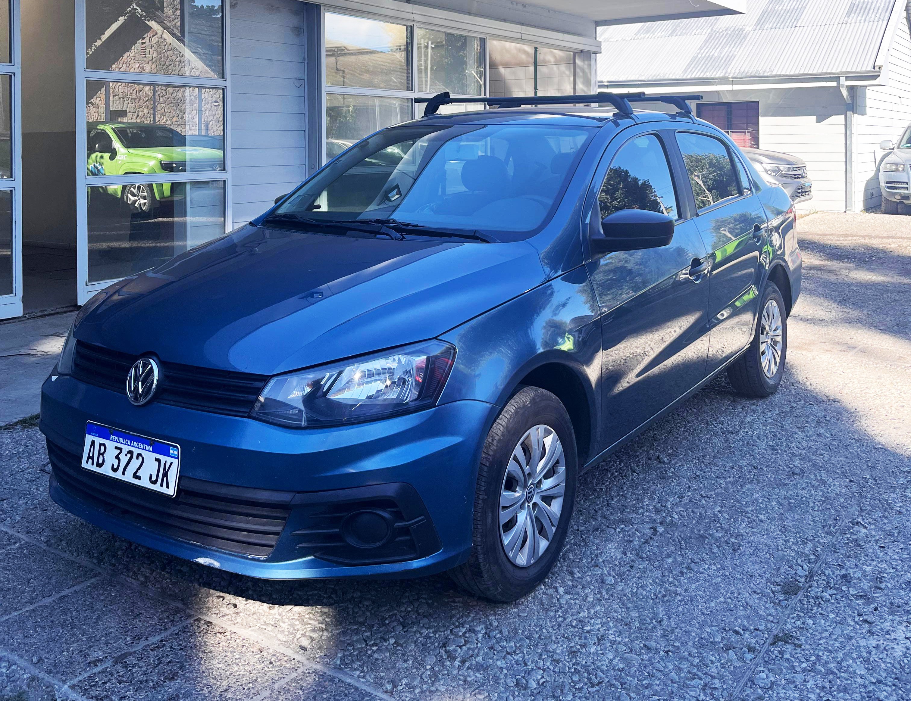 VW VOYAGE 2017