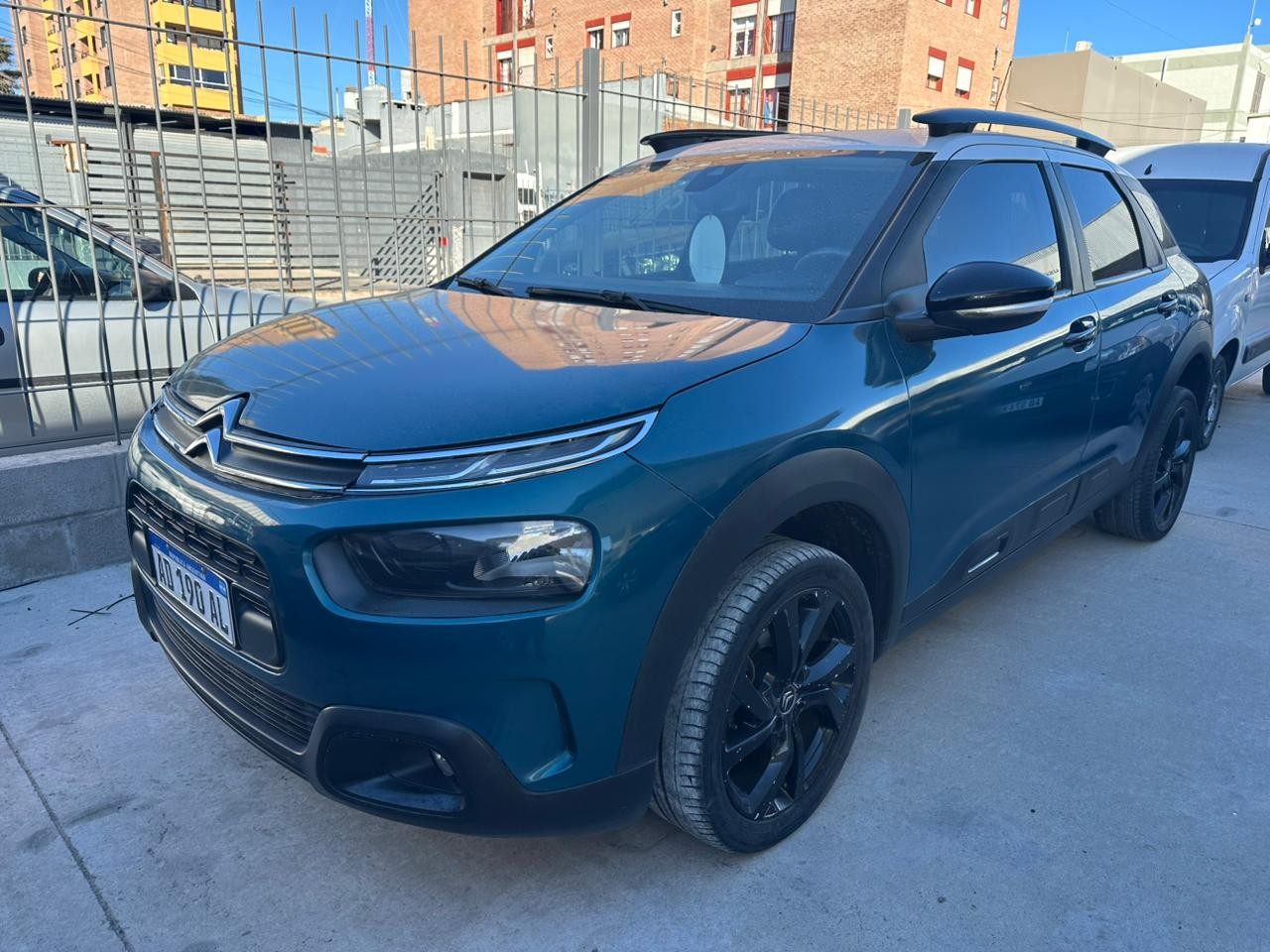 CITROEN C4 CACTUS SHINE 2018
