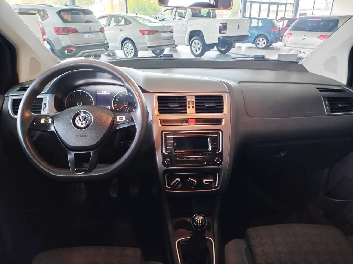 VW SURAN TRENDLINE 2016