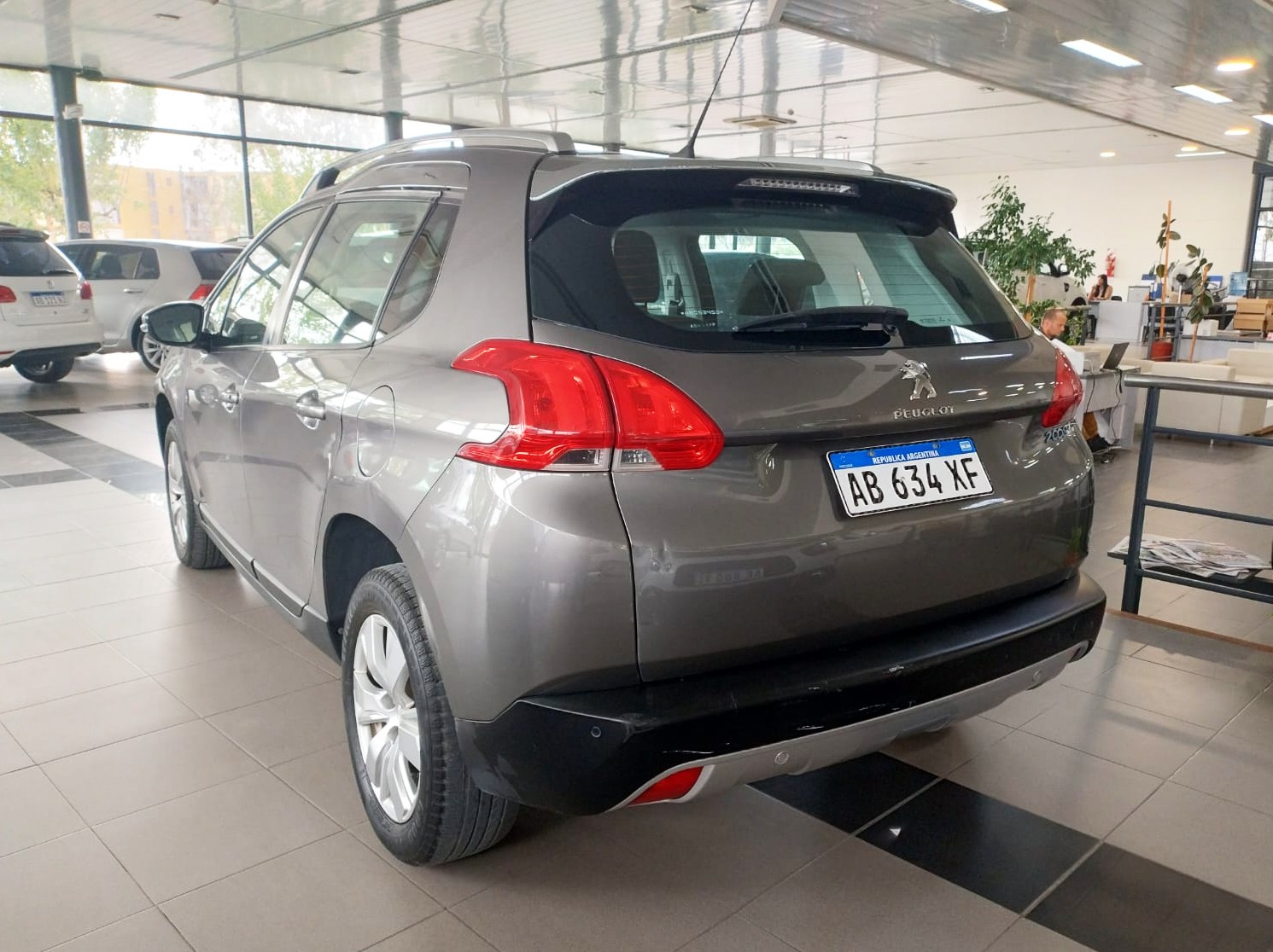 PEUGEOT 2008 ALLURE 2017