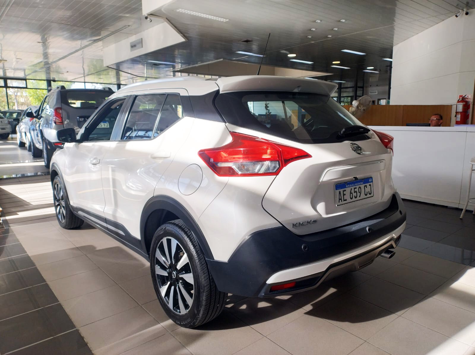 NISSAN KICKS ADVANCE 2021