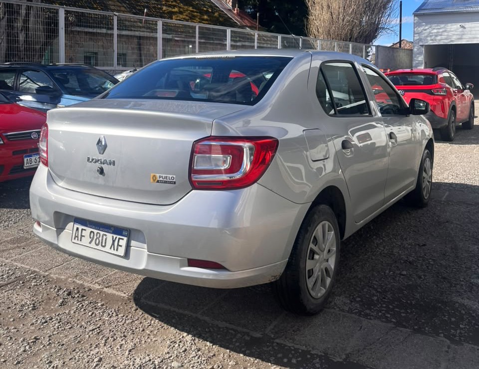 RENAULT LOGAN 2023