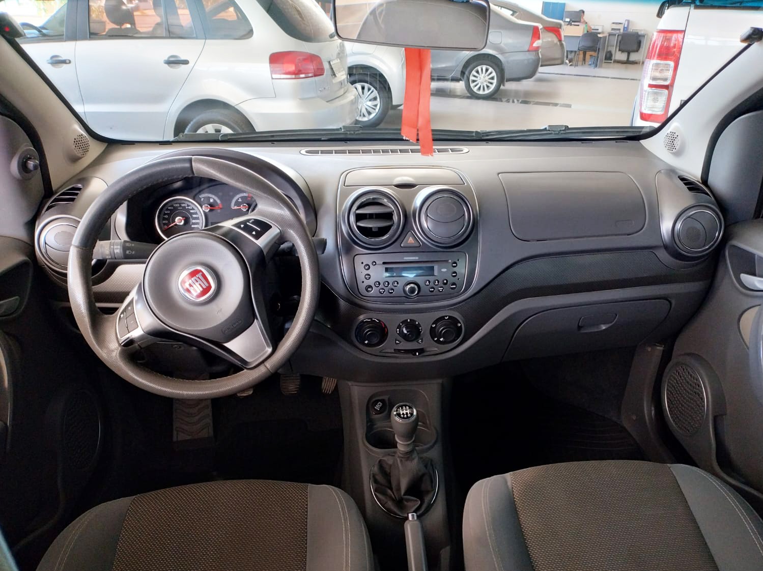 FIAT PALIO ESSENCE 2014